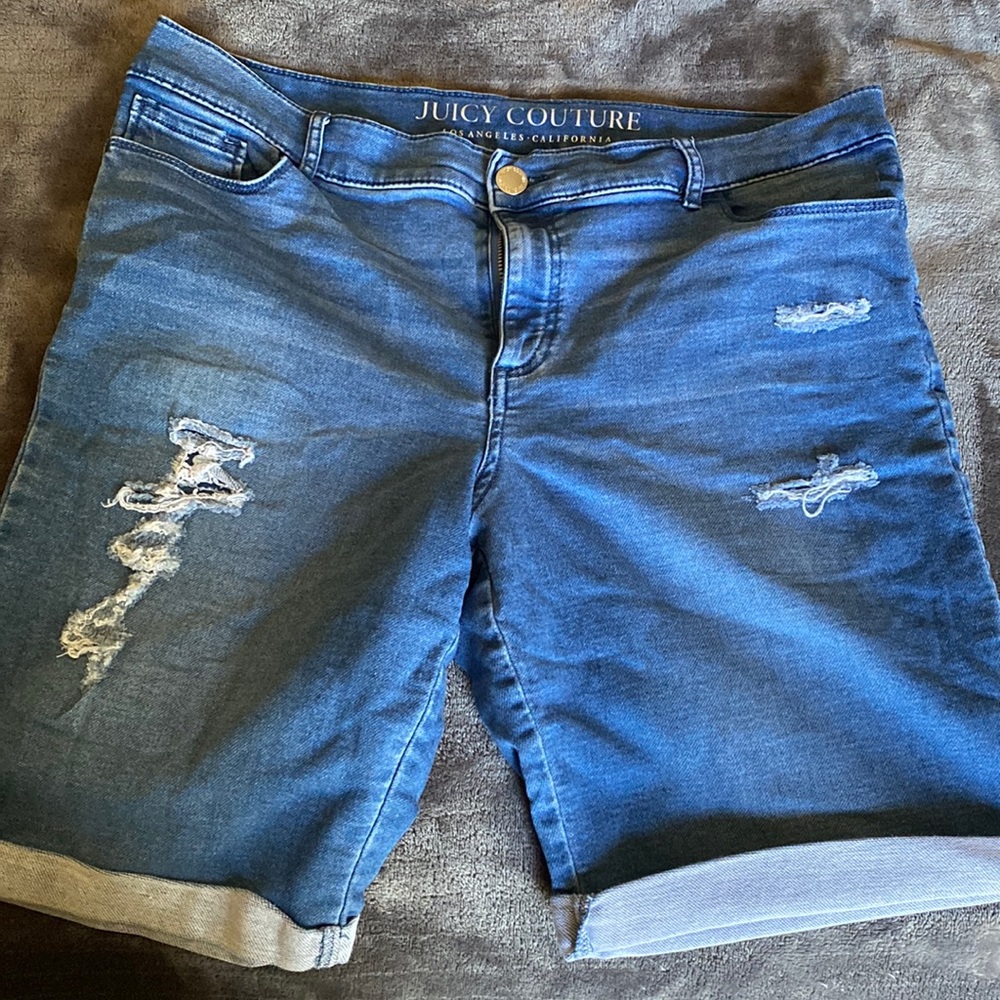 Juicy Couture Distressed Jean Short,  Bermuda Style, Medium Blue Wash Size 16